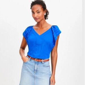 Excellent Like New Condition! LOFT Flutter Sleeve Mixed Media Top (New Blue)